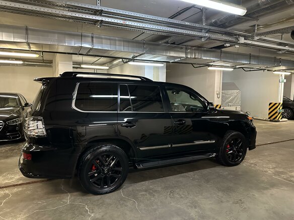 2015 Lexus LX 570 III Рестайлинг, чёрный, 4600000 рублей - вид 5