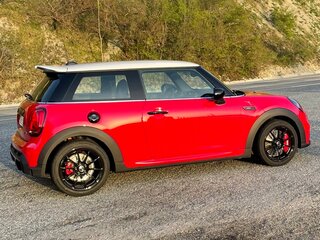 2021 Mini Hatch JCW III (F55/F56) Рестайлинг 2, красный, 3750000 рублей, вид 3