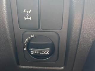 2008 Toyota Land Cruiser 200 Series, серебристый, 2350000 рублей, вид 5