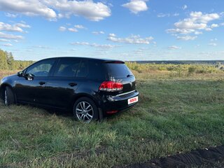 2012 Volkswagen Golf VI, чёрный, 1100000 рублей, вид 5