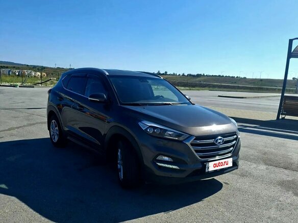 2017 Hyundai Tucson III, коричневый, 1929000 рублей - вид 1