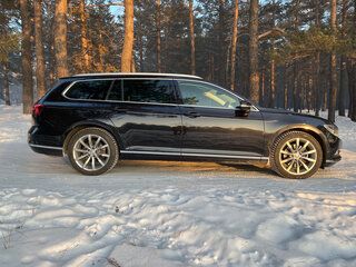 2017 Volkswagen Passat B8, чёрный, 1650000 рублей, вид 4