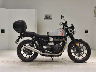 2017 Triumph Street Twin, чёрный, 850000 рублей, вид 2