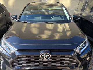 2020 Toyota RAV4 V (XA50), чёрный, 3150000 рублей, вид 1