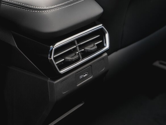 2026 Geely Cityray, серый, 3282000 рублей - вид 27