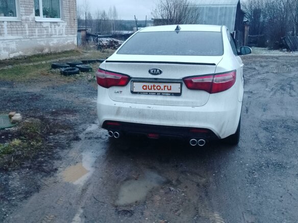 2014 Kia Rio III, белый, 860000 рублей - вид 3