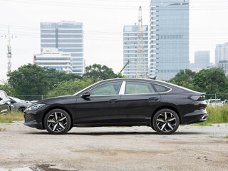 2025 Volkswagen Lamando L II, чёрный, 2110000 рублей, вид 4