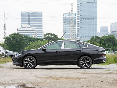 2025 Volkswagen Lamando L II, чёрный, 2210000 рублей, вид 4