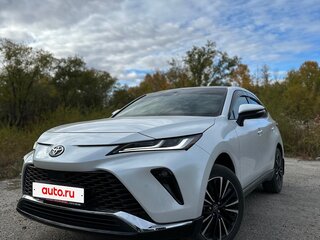 2023 Toyota Venza II, белый, 4850000 рублей, вид 3