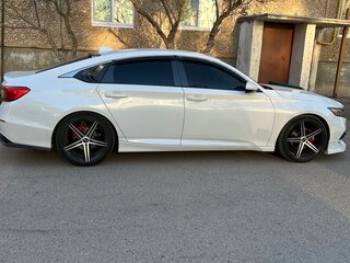 2018 Honda Accord X, белый, 2000000 рублей, вид 2