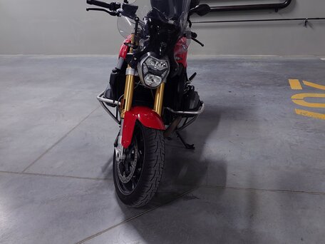 2017 BMW R 1200 R, красный, 1050000 рублей, вид 5