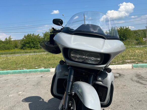 2023 Harley-Davidson Road Glide Limited, серый, 3550000 рублей - вид 8
