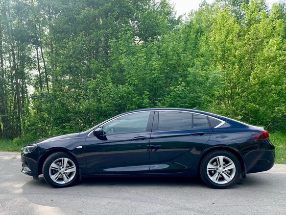2020 Opel Insignia II, синий, 1715000 рублей - вид 12