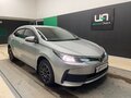 2017 Toyota Corolla XI (E160, E170, E180) Рестайлинг 1, серебристый, 1050000 рублей