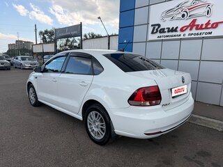 2018 Volkswagen Polo V Рестайлинг, белый, 737000 рублей, вид 4