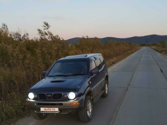 1997 Nissan Mistral, синий, 730000 рублей - вид 1