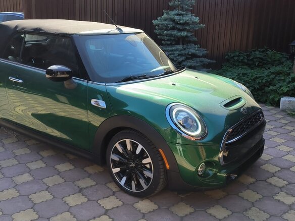 2020 Mini Cabrio Cooper S III Рестайлинг, зелёный, 3300000 рублей