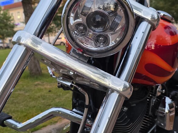 2012 Harley-Davidson Dyna Wide Glide, пурпурный, 1280000 рублей - вид 8
