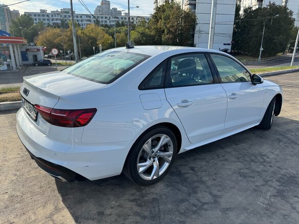 2020 Audi A4 40 TFSI V (B9) Рестайлинг, белый - вид 5