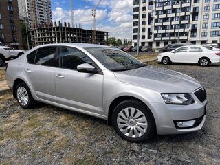 2016 Skoda Octavia III (A7), серебристый, 1677000 рублей, вид 3
