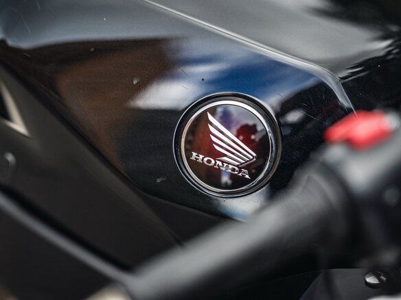 2014 Honda VFR 800, чёрный, 666000 рублей - вид 16