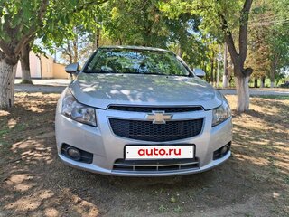 2012 Chevrolet Cruze I, серебристый, 850000 рублей, вид 2