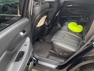 2019 Hyundai Santa Fe IV, чёрный, 2500000 рублей, вид 4