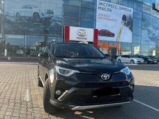 2016 Toyota RAV4 IV (XA40) Рестайлинг, чёрный, 2200000 рублей, вид 4