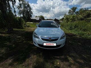 2011 Opel Astra J, белый, 550000 рублей, вид 2