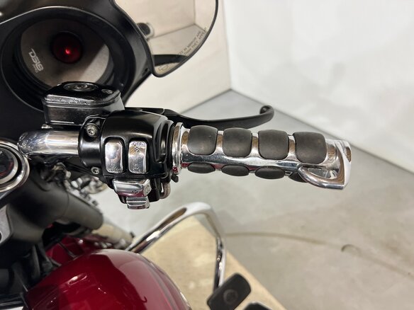 2006 Harley-Davidson Electra Glide, пурпурный, 530000 рублей - вид 26