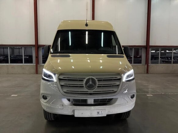 2024 Mercedes-Benz Sprinter, бежевый, 14500000 рублей - вид 1