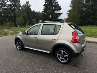 2011 Renault Sandero Stepway I, бежевый, 670000 рублей, вид 3