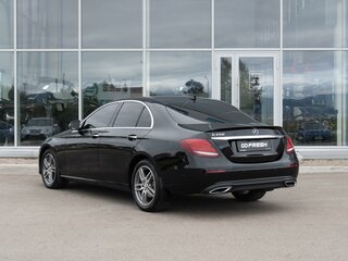 2020 Mercedes-Benz E-Класс 250 V (W213, S213, C238), чёрный, 4300000 рублей, вид 2