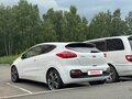 2016 Kia Ceed II Рестайлинг, белый, 1500000 рублей - вид 4