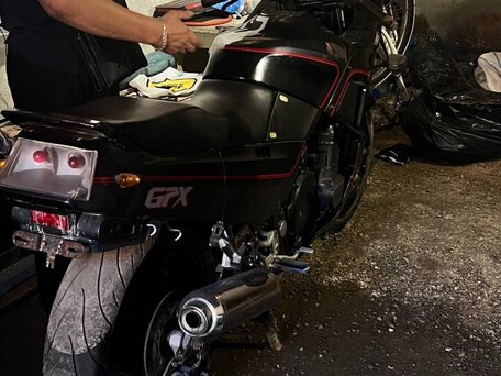1997 Kawasaki GPX 750, чёрный, 170000 рублей, вид 3
