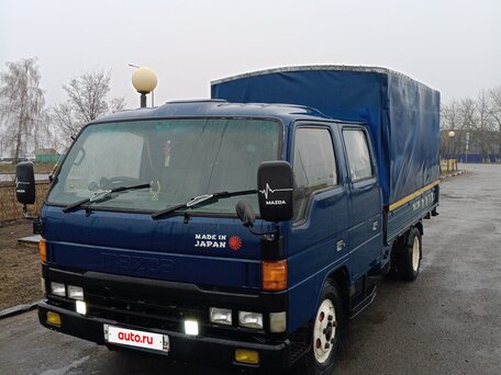 1995 Mazda Titan, синий, 1800000 рублей, вид 1