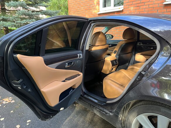 2014 Lexus LS 460 IV Рестайлинг 2, золотистый, 2110000 рублей - вид 7