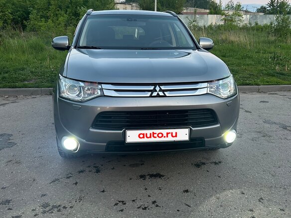 2012 Mitsubishi Outlander III, серый, 1390000 рублей - вид 2