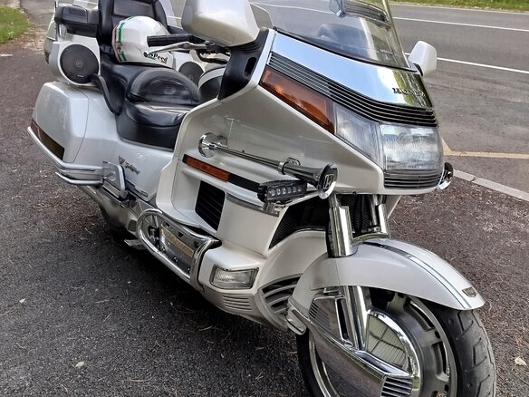 1993 Honda GL 1500 Gold Wing, белый, 700000 рублей - вид 3
