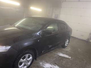 2014 Skoda Rapid I, чёрный, 350000 рублей, вид 3