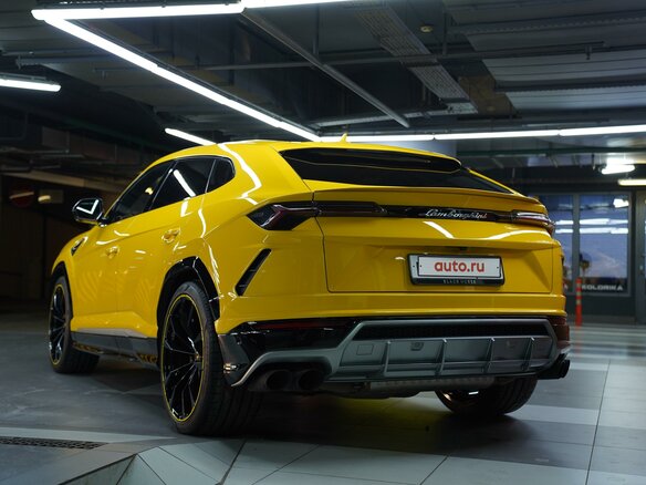 2018 Lamborghini Urus I, жёлтый, 18300000 рублей - вид 2