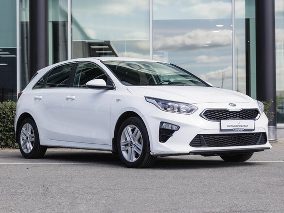 2019 Kia Ceed III, белый - вид 4
