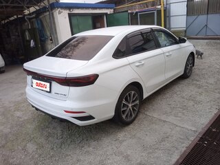 2023 Geely Emgrand II, белый, 1800000 рублей, вид 3