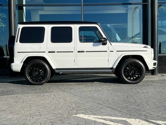2022 Mercedes-Benz G-Класс 400 d III (W463), белый - вид 3