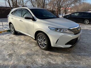 2020 Toyota Harrier III (XU60) Рестайлинг, белый, 3300000 рублей, вид 2