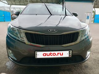 2013 Kia Rio 5-speed III, серый, 700000 рублей, вид 1