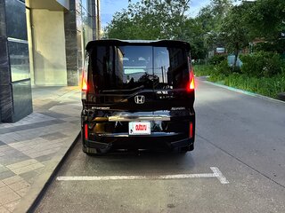 2017 Honda Stepwgn V Рестайлинг, чёрный, 2075000 рублей, вид 3