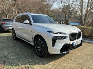 2023 BMW X7 40d I (G07) Рестайлинг, белый, 12650816 рублей, вид 2