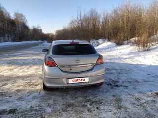 2008 Opel Astra GTC H Рестайлинг, серебристый, 400000 рублей, вид 2