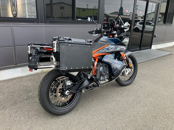 2023 KTM 890 Adventure R, чёрный, 1200000 рублей - вид 2